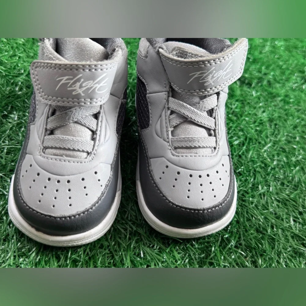 Jordan Flight 9.5 PS 'Wolf‎ Grey' 4C